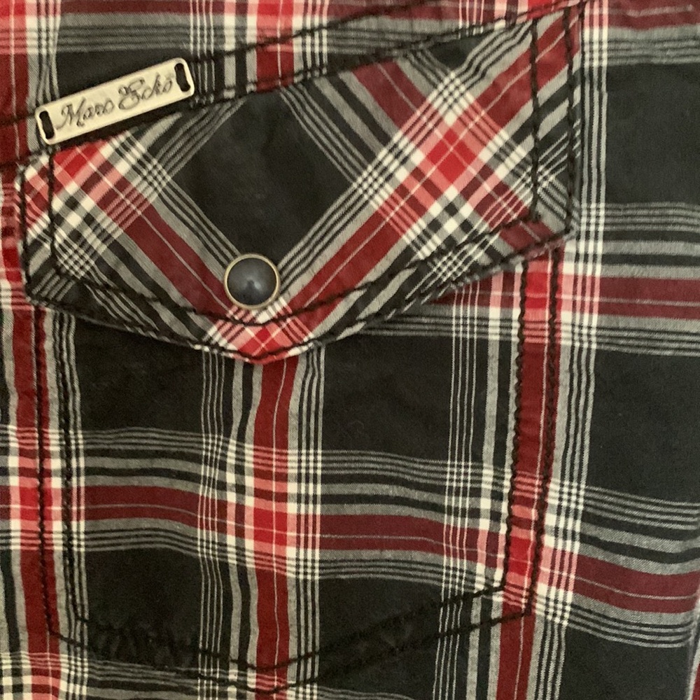 Marc Ecko Cut and Sew snap/button front shirt,shoulder tabs & front pockets, L